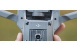 Hoe laad je een drone accu veilig op?
