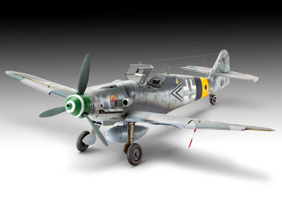 Revell 1/32 Messerschmitt BF109 G-6 afbeelding