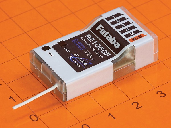 Futaba R2106GF 2,4Ghz ontvanger - FHSS/S-FHSS afbeelding