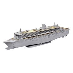 Revell 1/400 Queen Mary 2