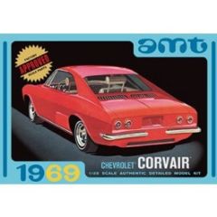 AMT 1969 Chevrolet Corvair 1/25