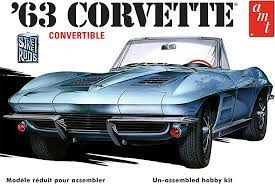 1:25 AMT 1335 1963 Chevy Corvette Convertible Plastic kit