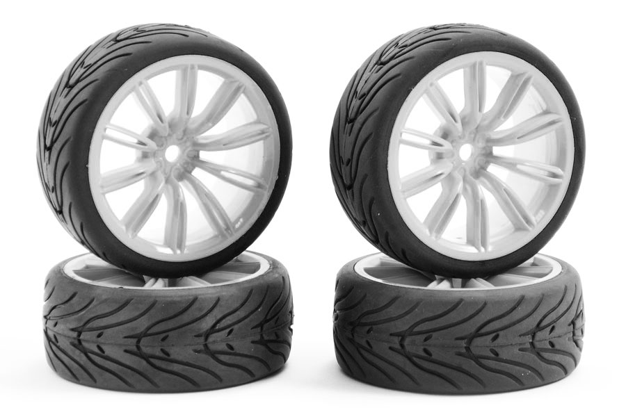 Fastrax 1/10 onroad banden op 20 spaaks velgen - Wit