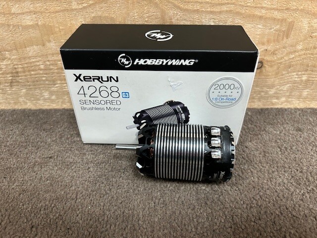 Tweedehands Hobbywing XERUN 4268SD 2000KV Black G3 MOTOR afbeelding