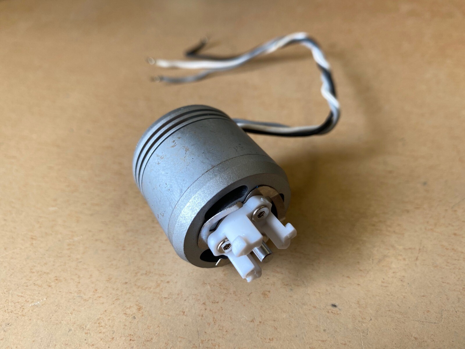 Tweedehands DJI Phantom 4 2312S Motoren (4 stuks) afbeelding
