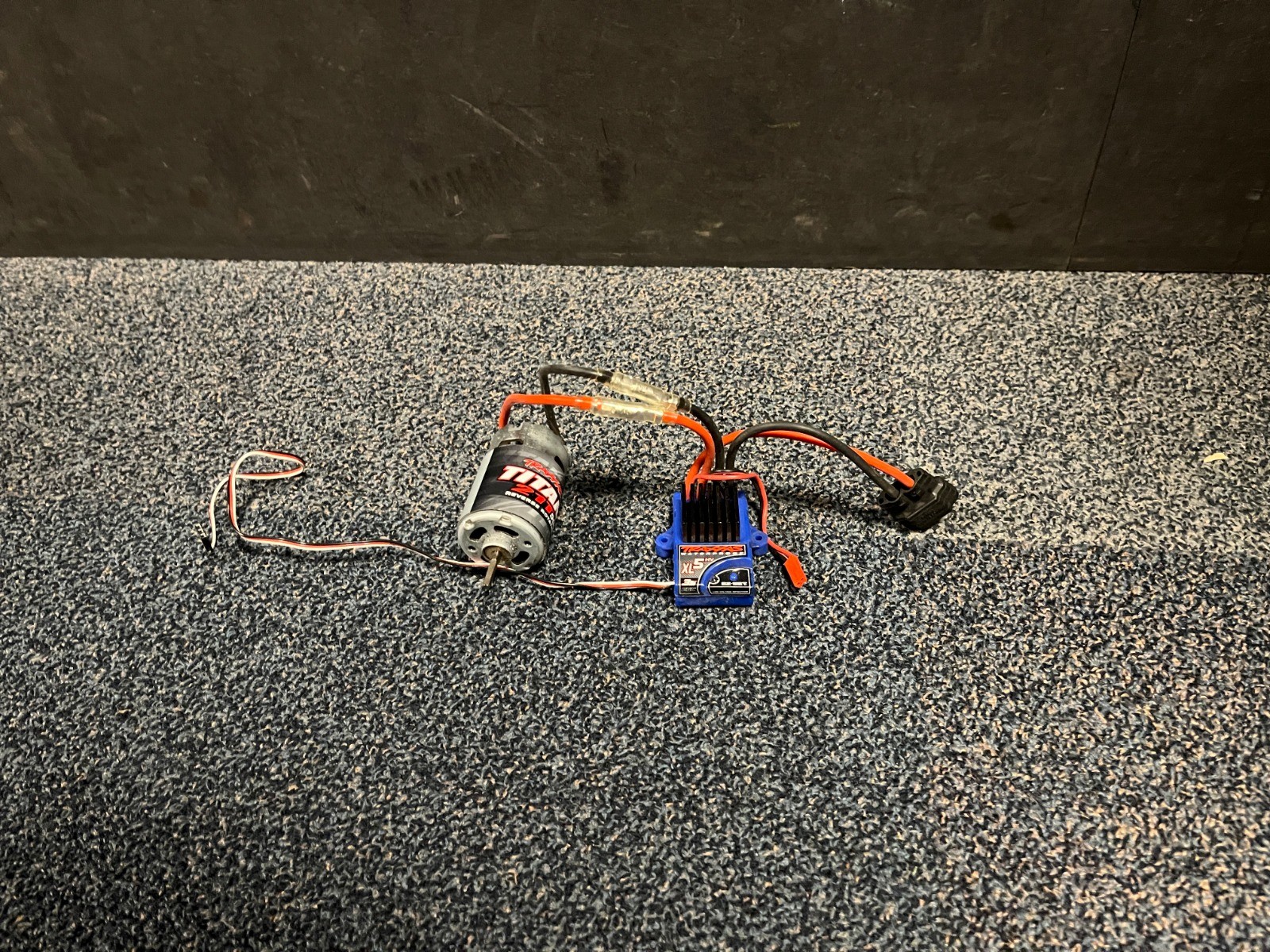 Tweedehands Traxxas 21T motor + XL-5 HV regelaar afbeelding