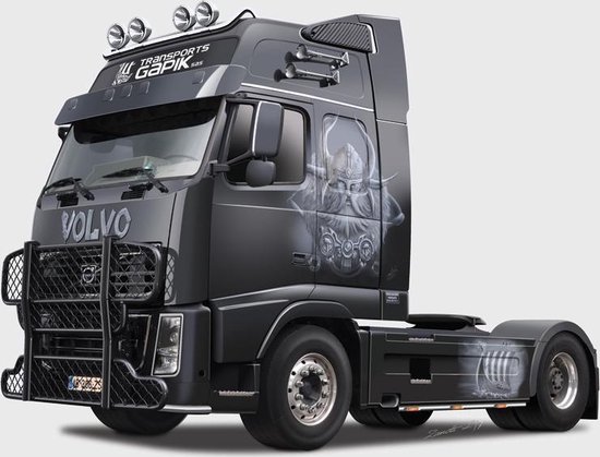 1:24 Italeri 3931 Volvo FH16 XXL "Viking" Plastic kit