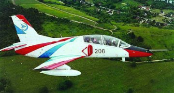 Trumpeter 1/72 Chinese JL-8 (K-8 Karakorum) Trainer
