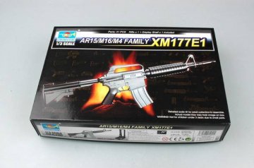 Trumpeter 1/2 AR15/M16/M4 FAMILY-XM177E1 afbeelding
