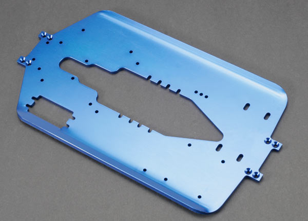 Chassis, t-maxx, long wheelbase (extended 30mm) (6061-t6 aluminum, 4.0mm) (blue anodized) afbeelding
