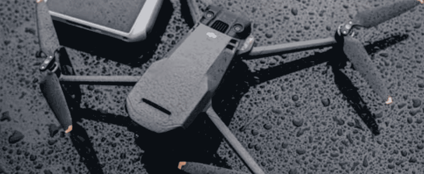 Kan ik mijn drone gebruiken in de regen?