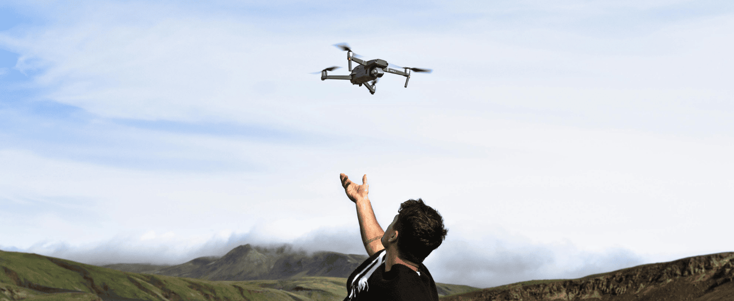 Waar komt de naam drone vandaan